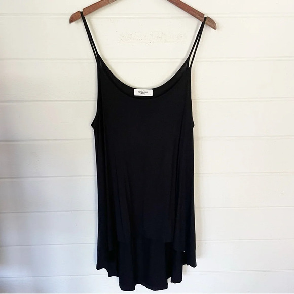 Carly Jean Los Angeles Tops - Carly Jean Los Angeles Black Rayon Sleeveless High Low Tunic Size Large